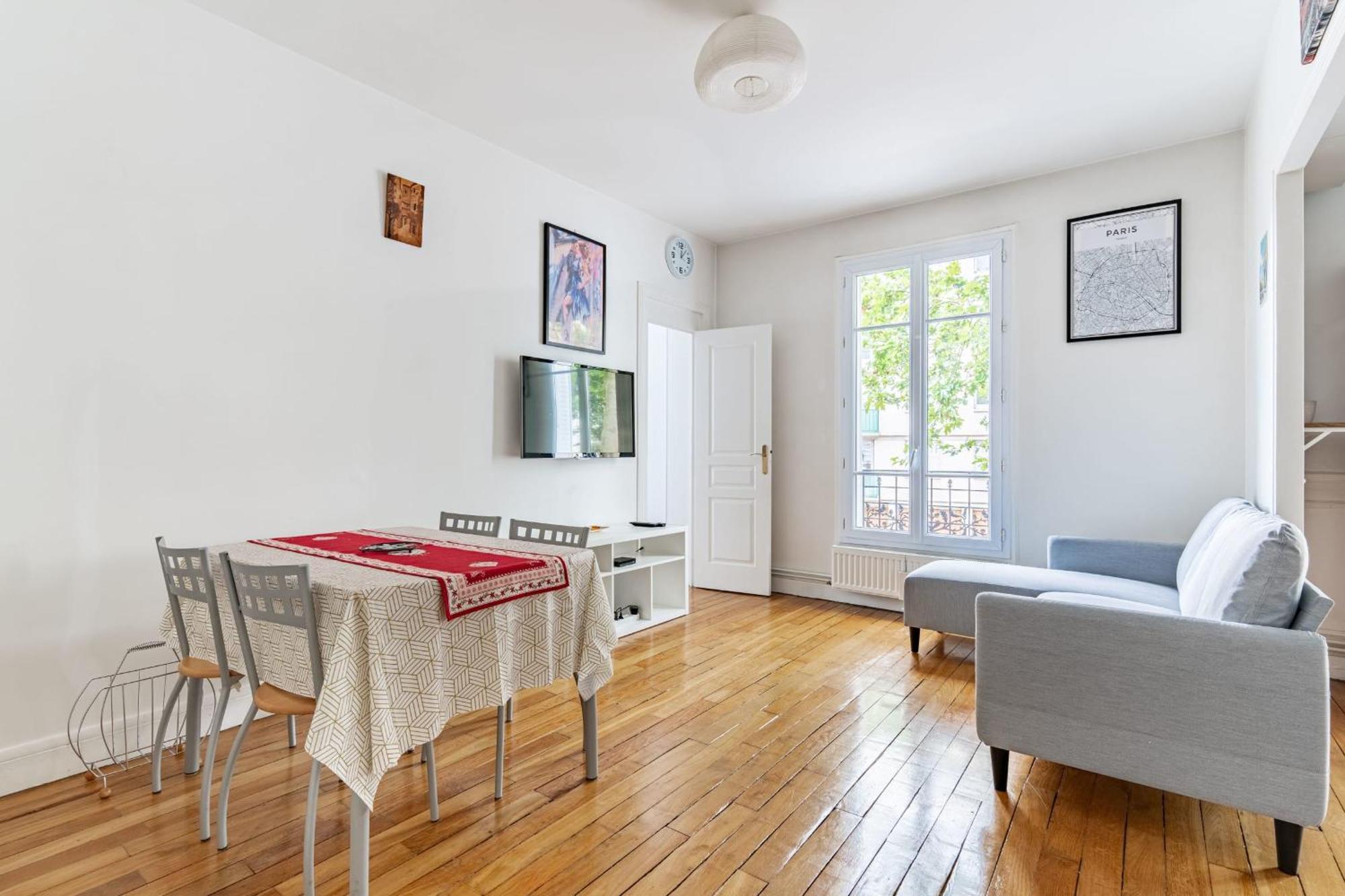 Stunning Parkview Close To Paris Cachan
